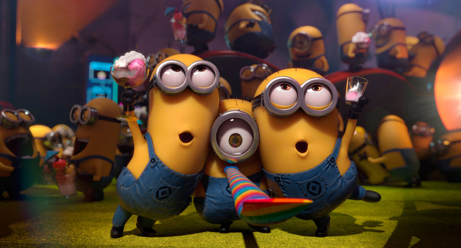 Despicable Me Party Minions Wallpaper