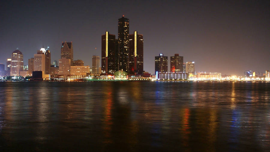 Detroit Renaissance Yellow Lights Wallpaper