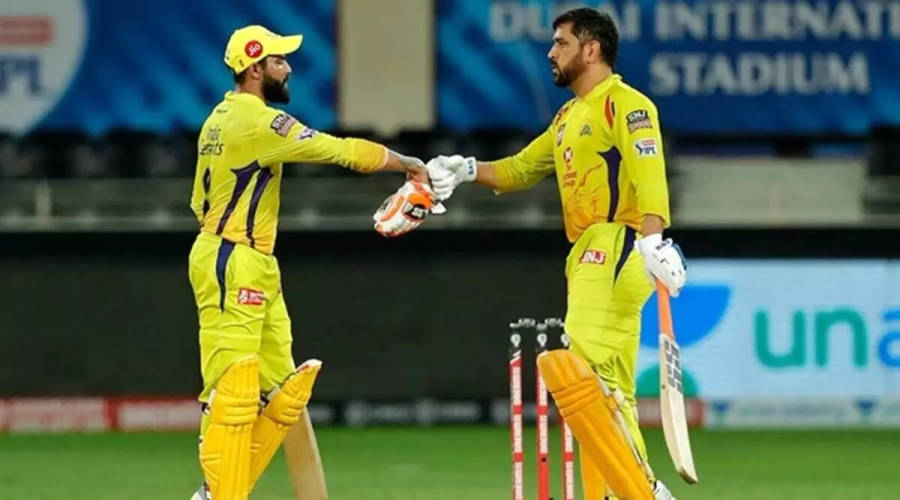 Dhoni 7 And Jadeja 8 Fist Bumps Wallpaper