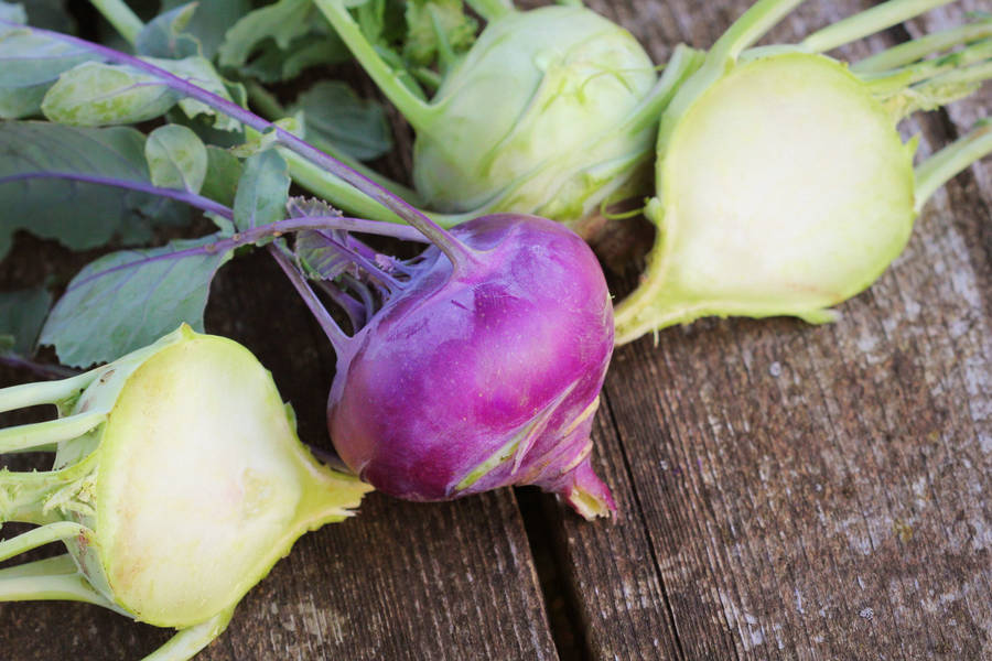 Divided Kohlrabi Vegetables Wallpaper