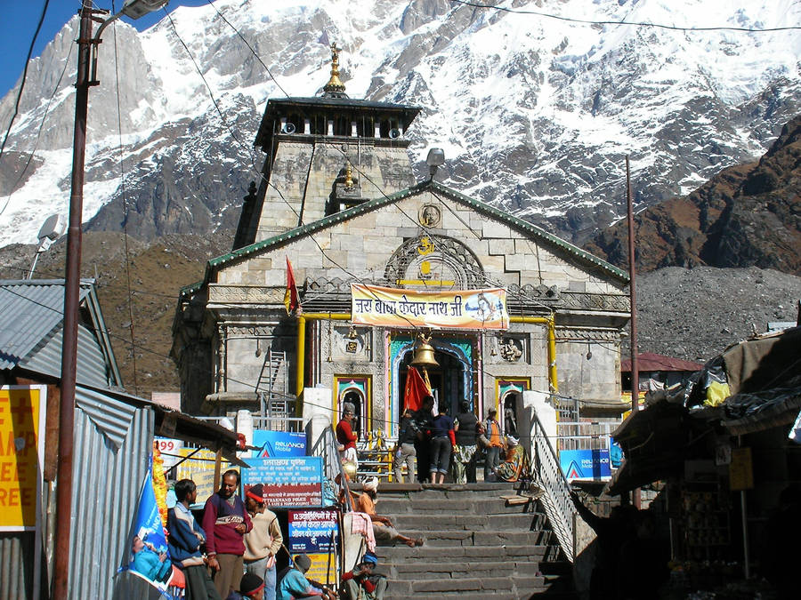 Divine Grace Of Kedarnath Temple In 4k Resolution Wallpaper