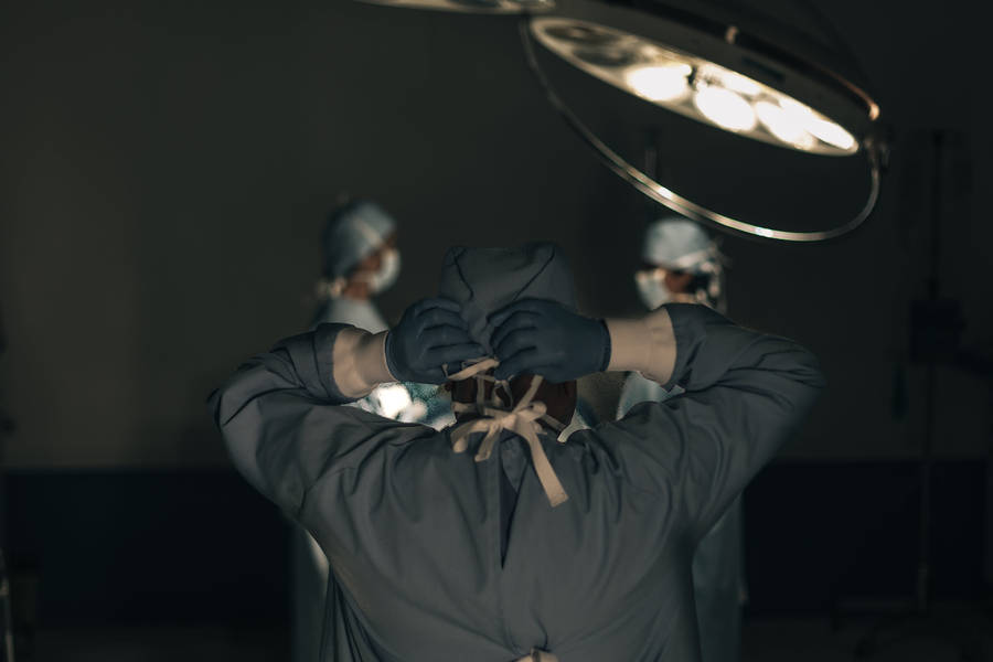 Doctors In Operating Room Wallpaper