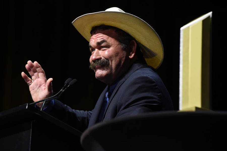 Don Frye Sharing His Speech Wallpaper