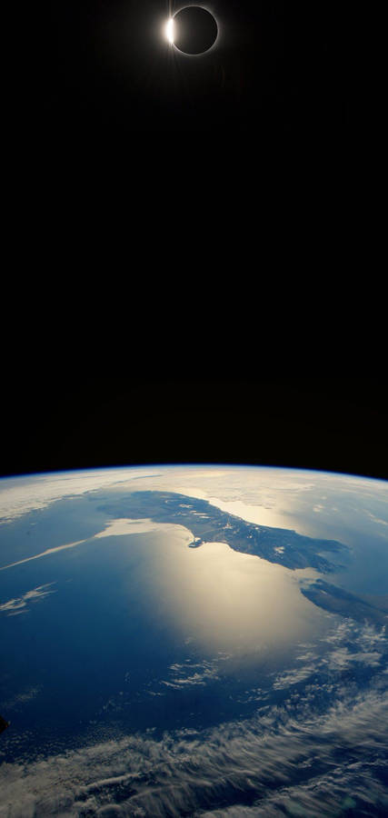 Dot Notch Planet Earth's Surface Wallpaper