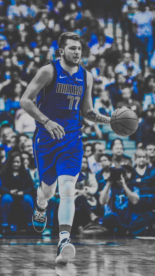 Dribbling Luka Doncic Wallpaper