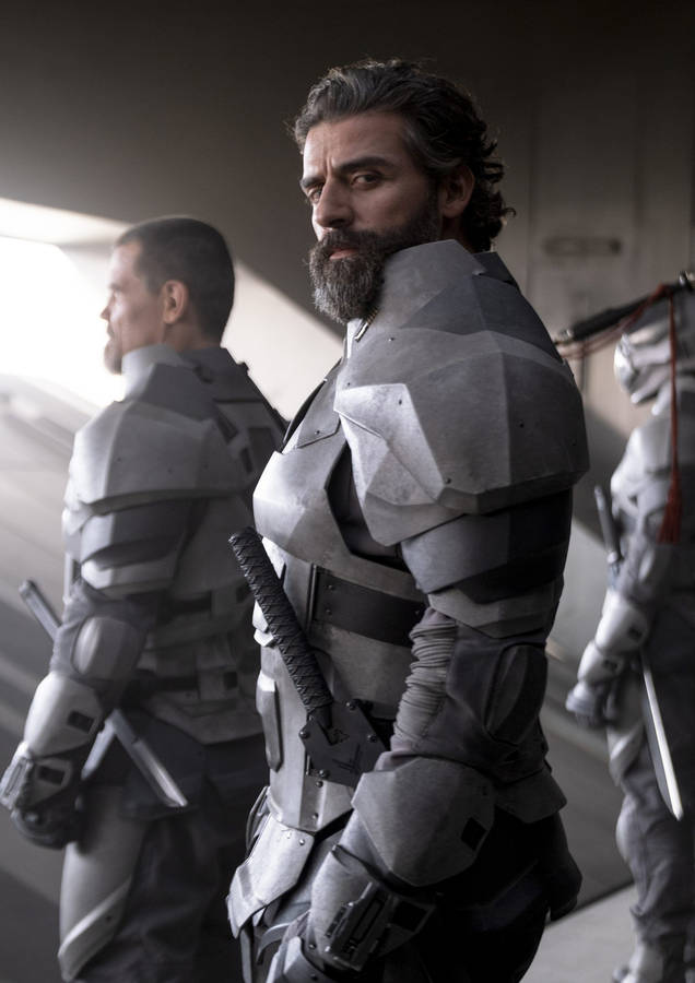 Dune Movie Oscar Isaac As Duke Leto Wallpaper