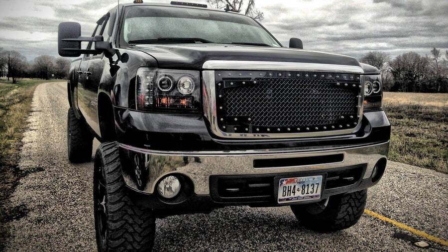 Duramax In Brilliant Black Wallpaper