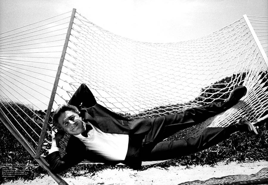 Dustin Hoffman Swinging On A Hammock Wallpaper