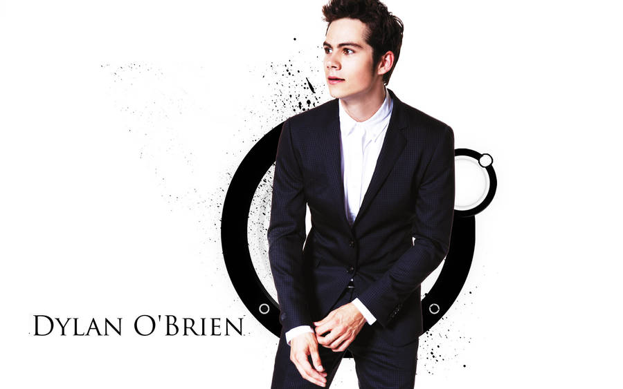 Dylan O'brien In Tuxedo Wallpaper