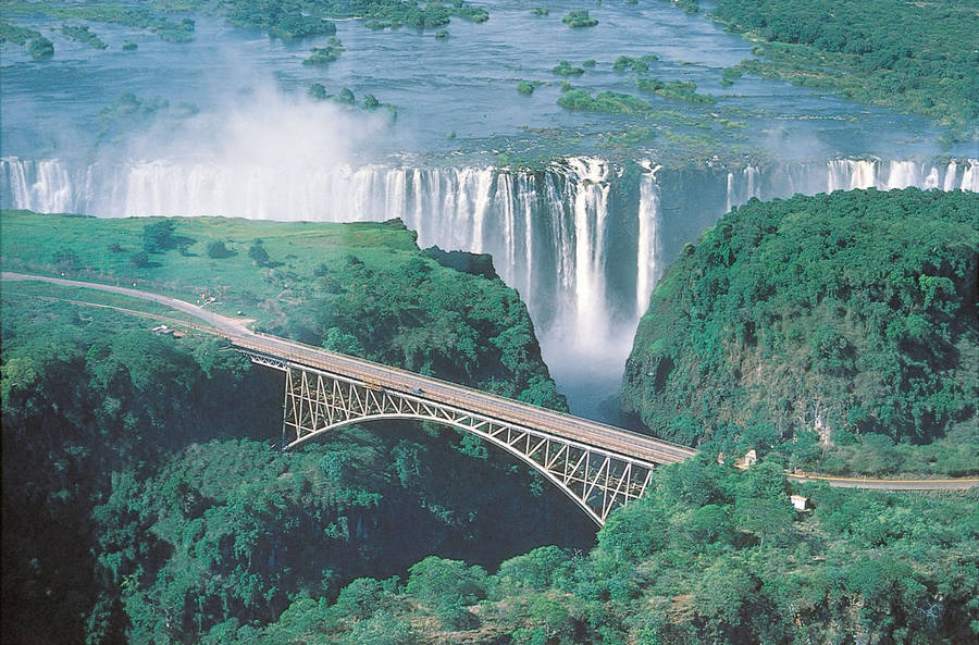 Earth's Greatest Waterfall In Zimbabwe Wallpaper