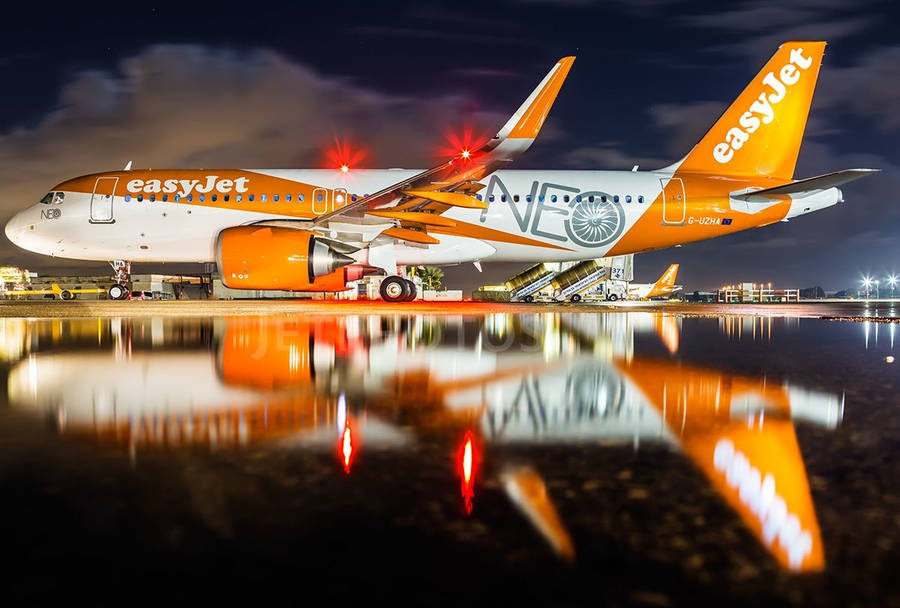 Easyjet Night Sky Wallpaper