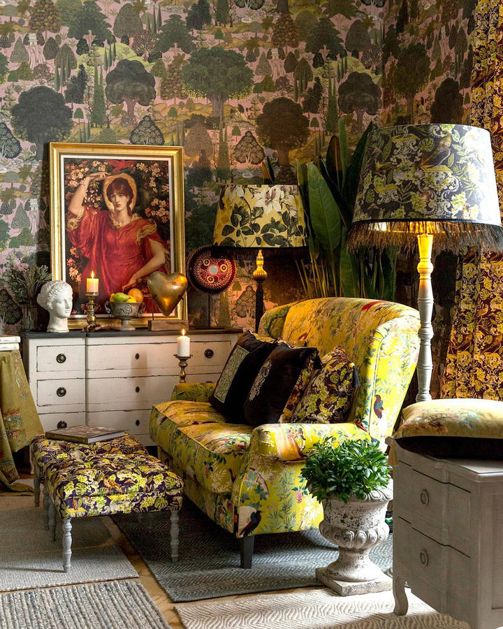 Eccentric Living Room Wallpaper