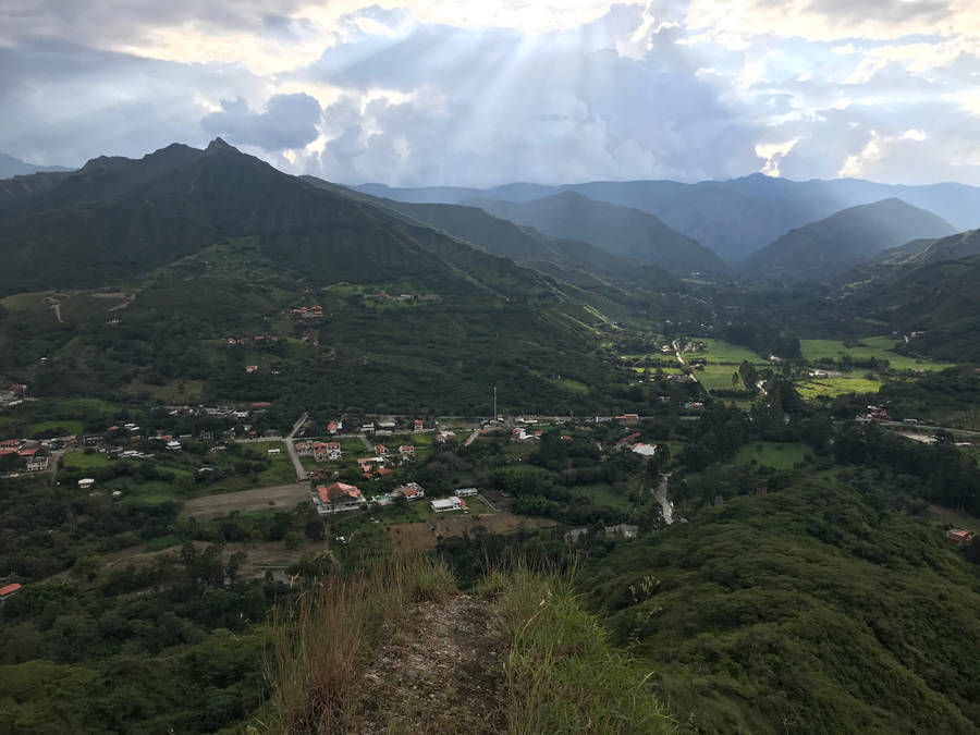 Ecuador Vilcabamba Village Wallpaper