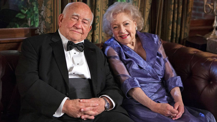 Edward Asner And Betty White Wallpaper