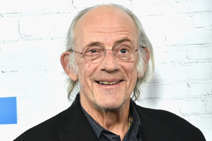 Elderly Actor Smiling Portrait Wallpaper