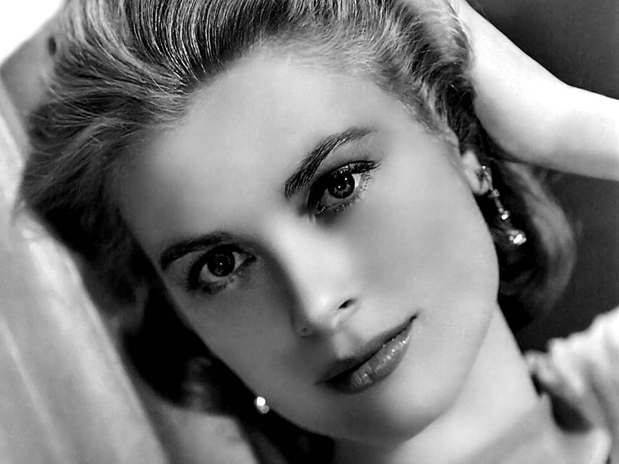 Elegant Grace Kelly Wallpaper