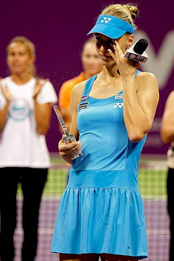 Elena Dementieva Receiving Award Wallpaper