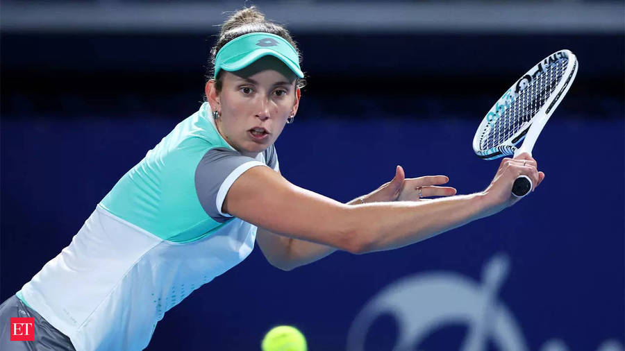 Elise Mertens Focused Look Wallpaper