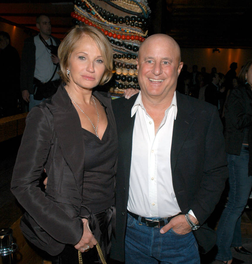 Ellen Barkin With Ron Perelman Wallpaper