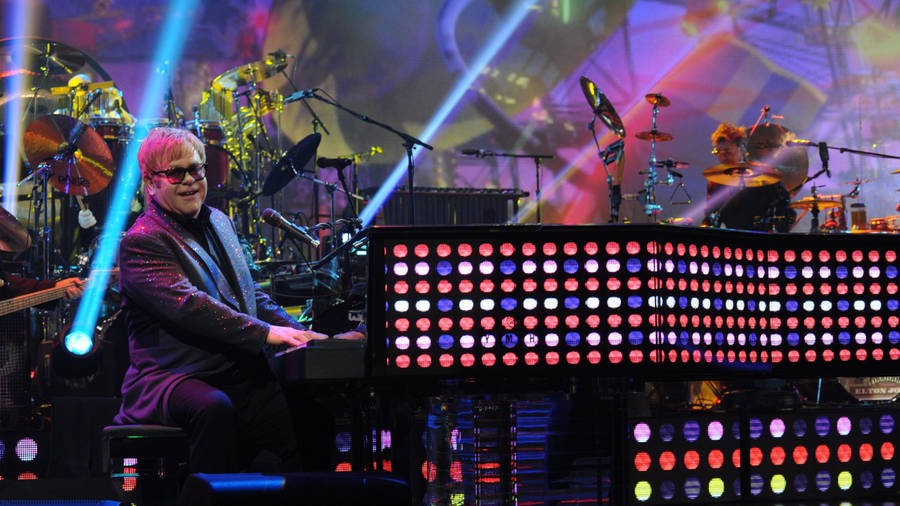 Elton John Polka Dots Piano Wallpaper