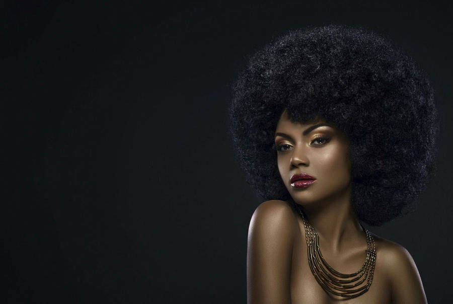 Embracing Natural Beauty - Representation Of Sexy Black Women Wallpaper