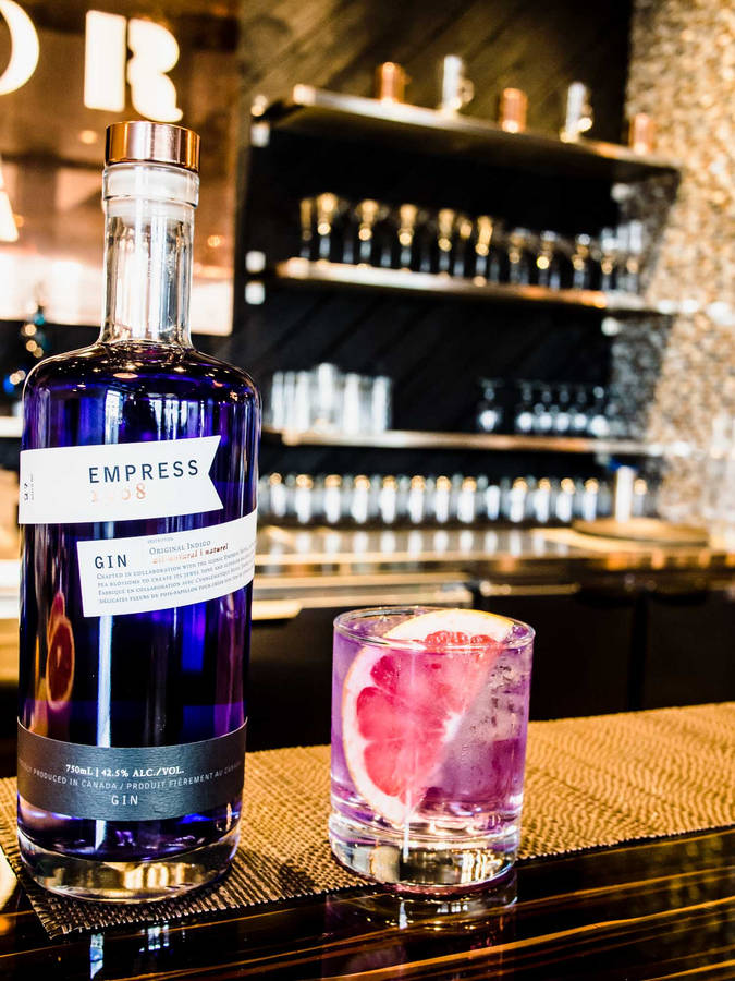 Empress Indigo Gin On Rocks Glass Wallpaper