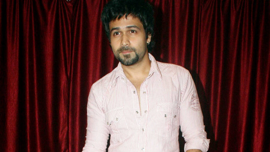 Emraan Hashmi Red Curtain Wallpaper