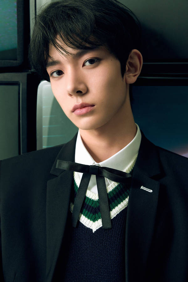 Enhypen Heeseung In School Uniform Phone Wallpaper