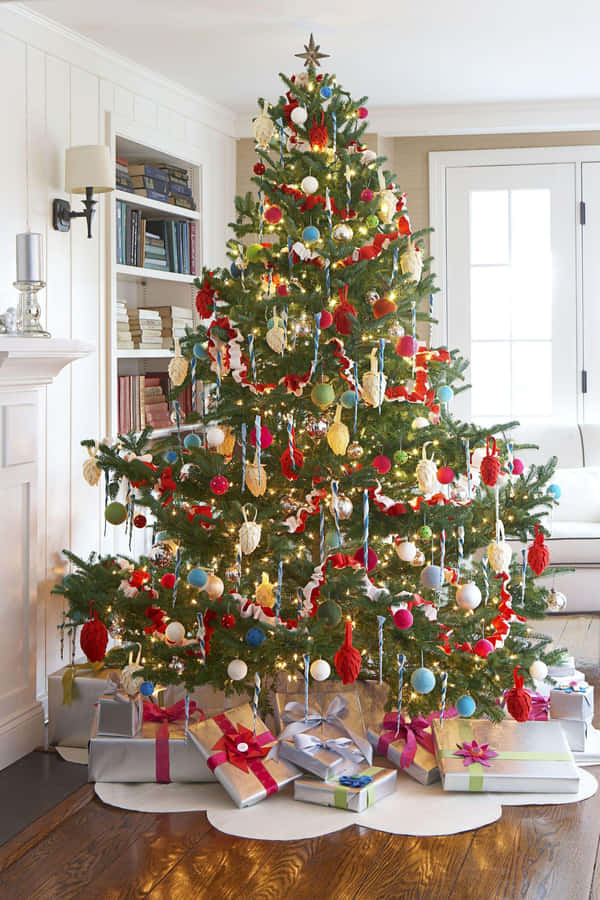 Enjoy The Beauty Of A Festive, Evergreen Aesthetic Christmas Tree. Wallpaper