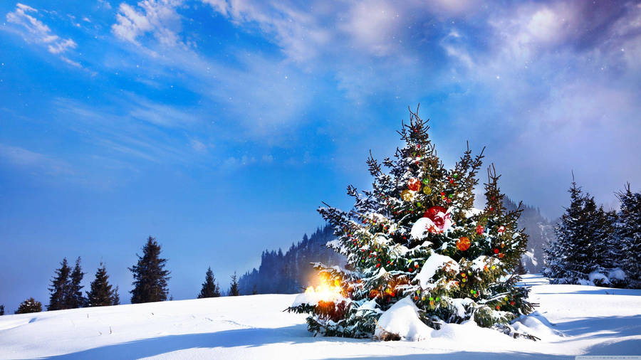 Enjoy The Joyful Holiday Season Wallpaper