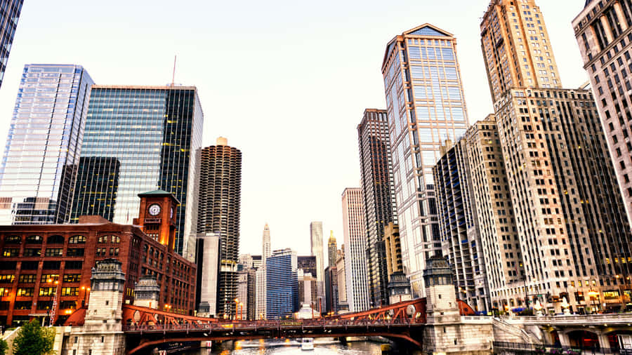 Enjoy The Stunning Beauty Of The Skyline Of Chicago In Incredible 4k Ultra Hd Wallpaper