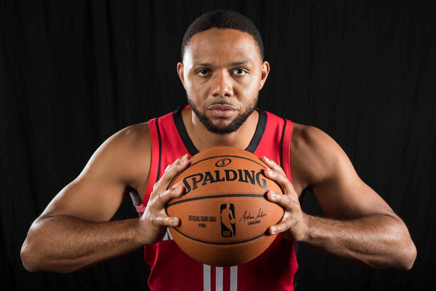 Eric Gordon Basketball Portrait Wallpaper