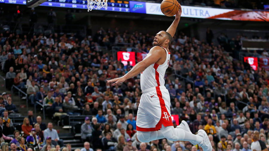 Eric Gordon Slam Dunk Focus Shot Wallpaper