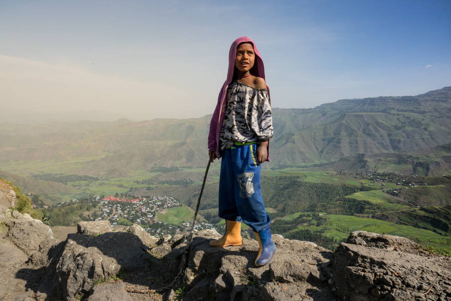 Ethiopia Girl At Lalibela Mountain Wallpaper
