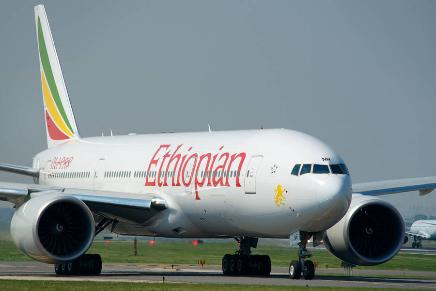 Ethiopian Airlines White Aircraft Wallpaper