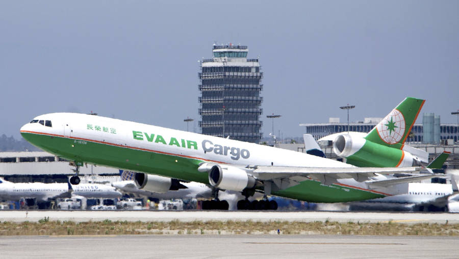 Eva Air Runway Wallpaper