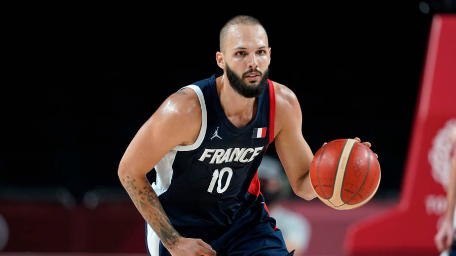 Evan Fournier France Basketball Player Fiba 2019 Wallpaper