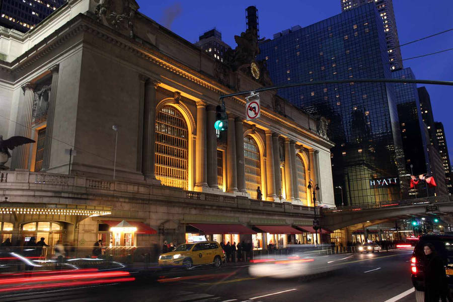 Evening View Of Grand Central Station Wallpaper