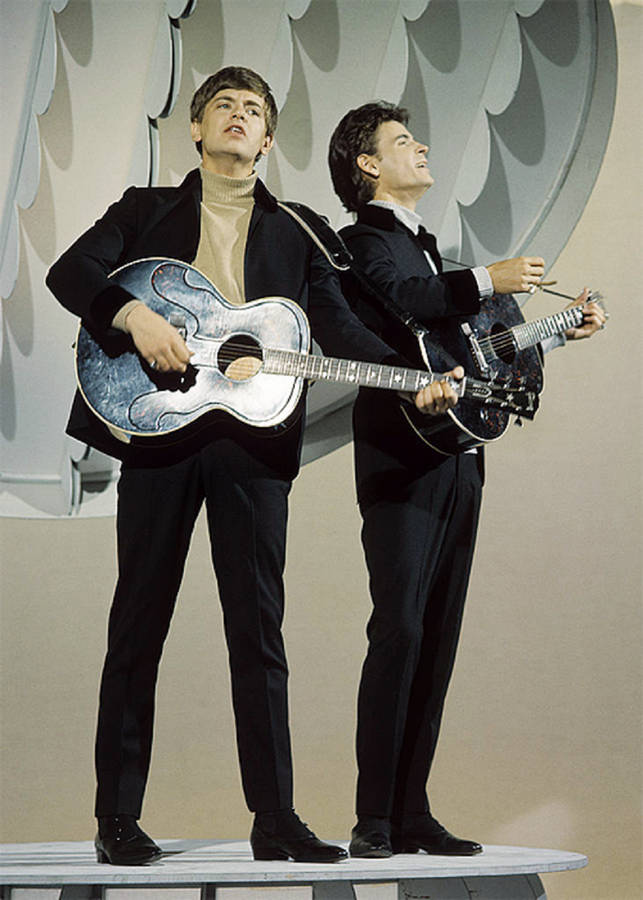 Everly Brothers In Thank You Lucky Stars Wallpaper