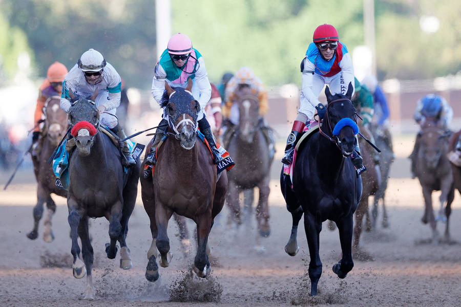 Excitement At The Kentucky Derby Festival Event Wallpaper