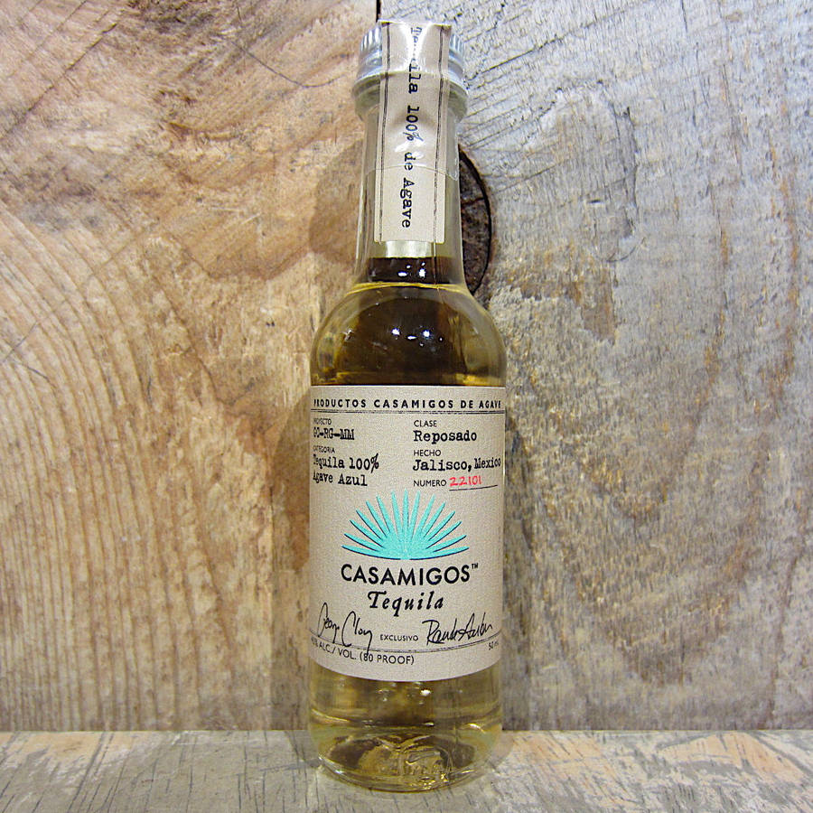 Experience The Smooth Craftsmanship Of Miniature Reposado Casamigos Tequila Wallpaper