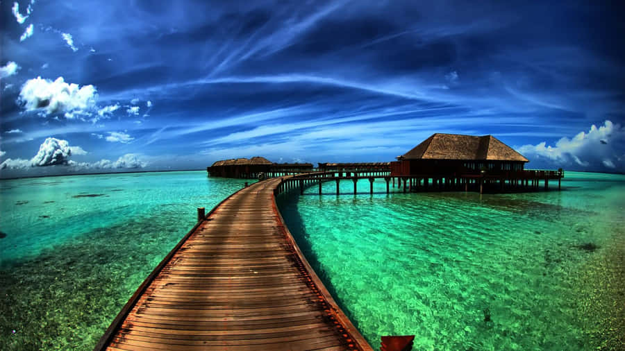 Extreme Island Resort Wallpaper
