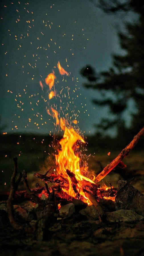 Fall Aesthetic Iphone Bonfire Wallpaper