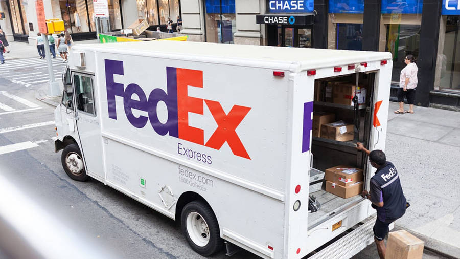 Fedex Tracking Delivery Unloading Wallpaper