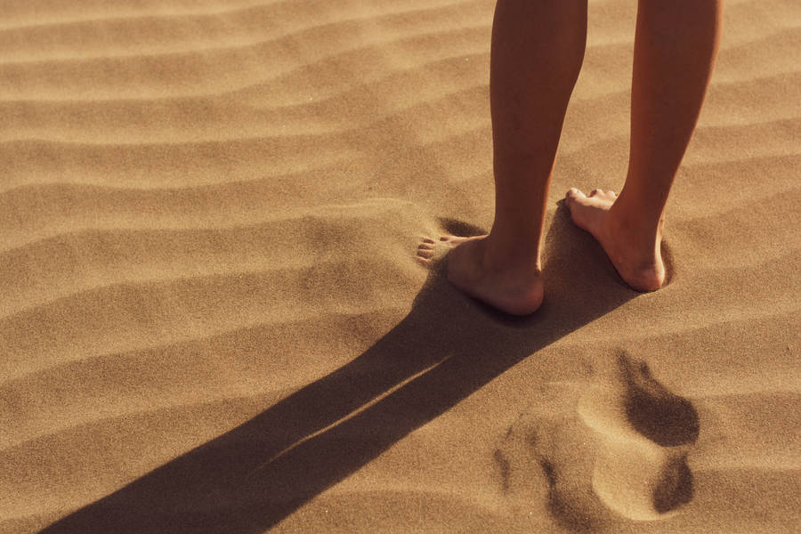 Feet On Fine Sand Dunes Wallpaper