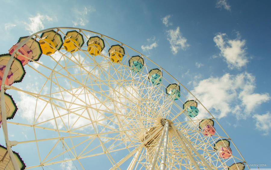 Ferris Wheel With Unique Pods Wallpaper