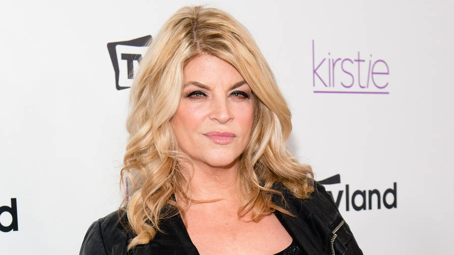 Fierce Celebrity Kirstie Alley Tv Land Event Wallpaper