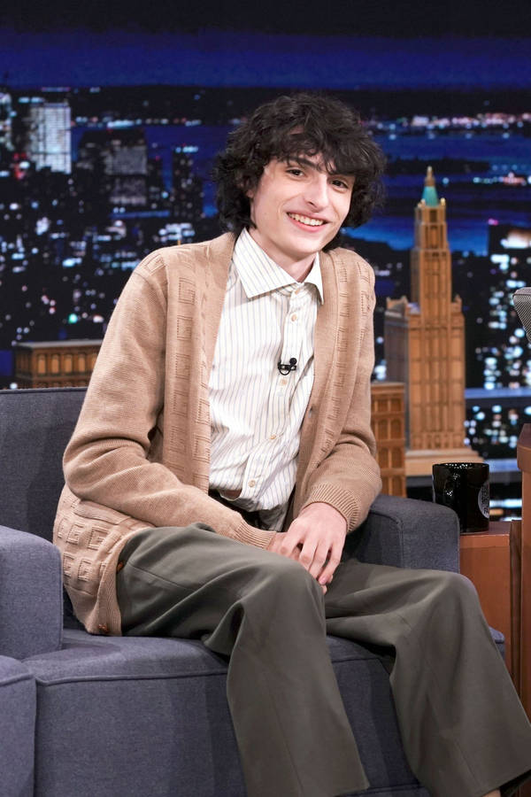 Finn Wolfhard Talk Show Interview Wallpaper