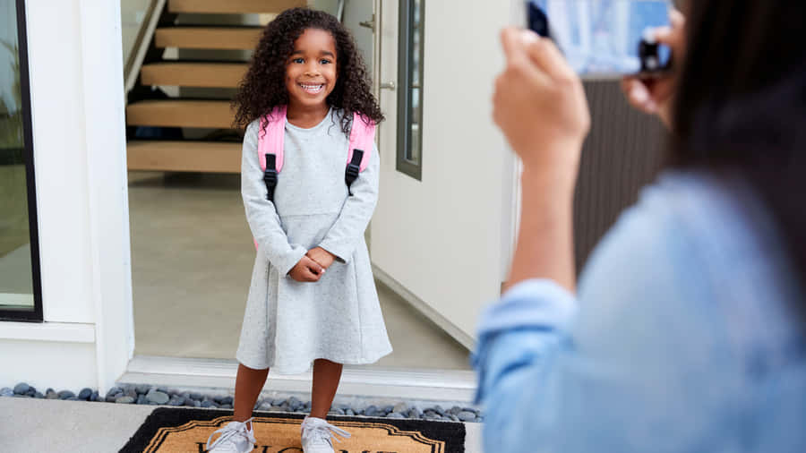 First Dayof School Photo Wallpaper