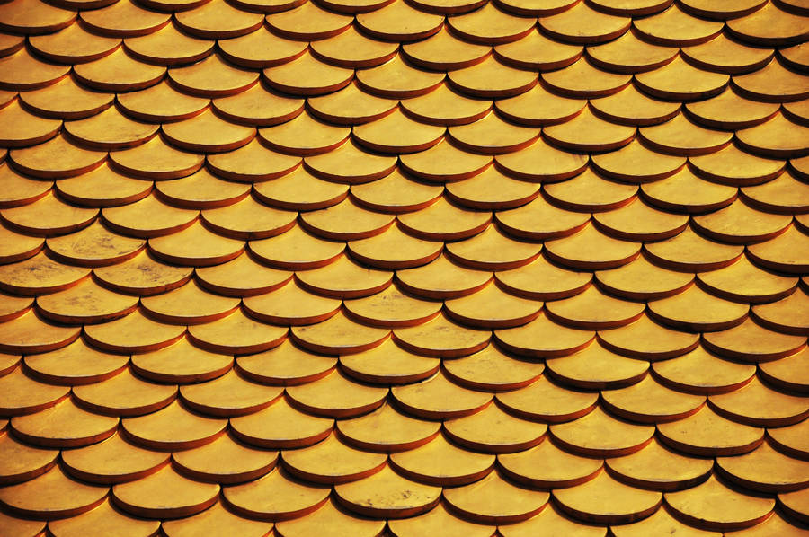 Fish Scale Pattern Gold Background Wallpaper